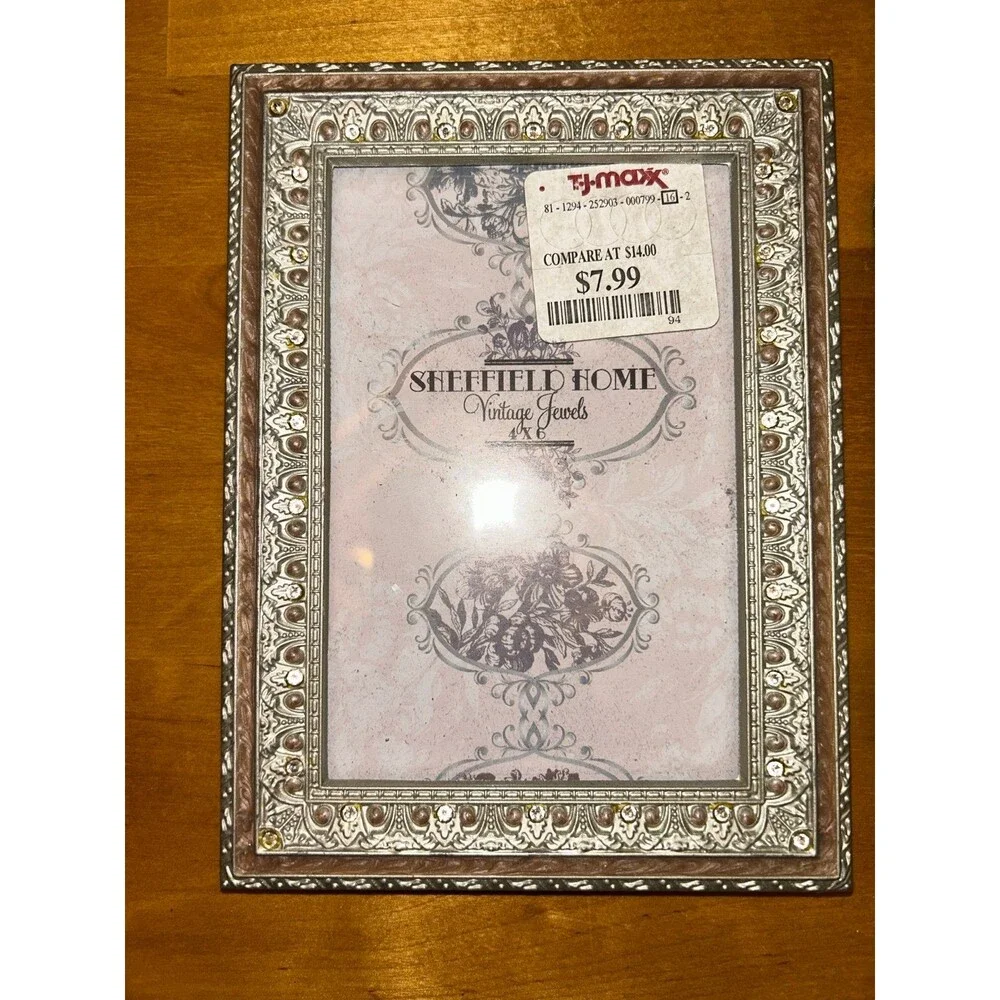 Set of 2 Shabby Chic Metal 4x6 Inch Picture Frames